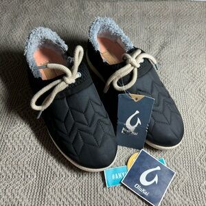 OluKai Mahiki Sherpa Lined Slip-On Shoes Women's Size 8 Black Slipper